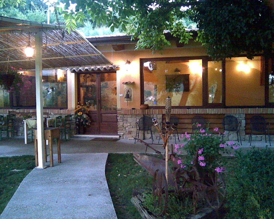 Le Spighe Agriturismo เชซานา ภายนอก รูปภาพ